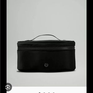 Lululemon Oval-Top Access Kit/ Makeup bag